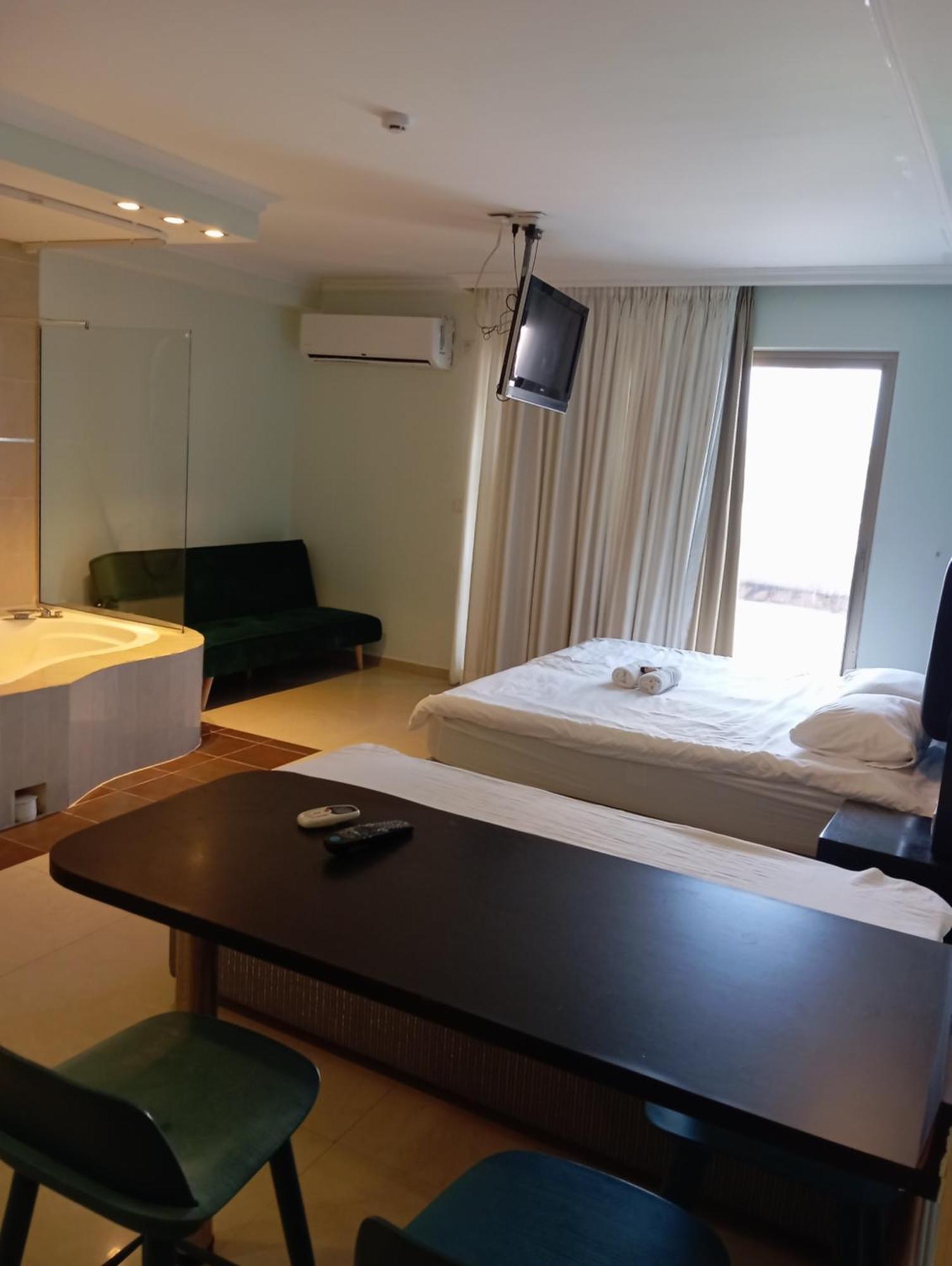 Marina Beach Hotel Tel Aviv Esterno foto