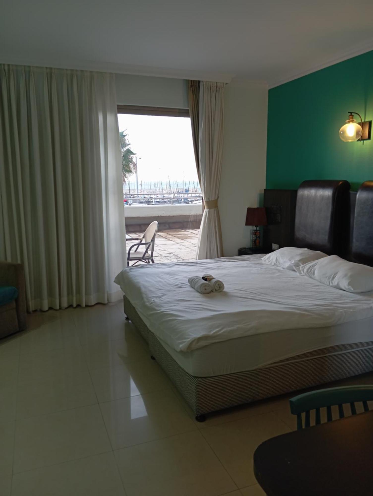 Marina Beach Hotel Tel Aviv Esterno foto