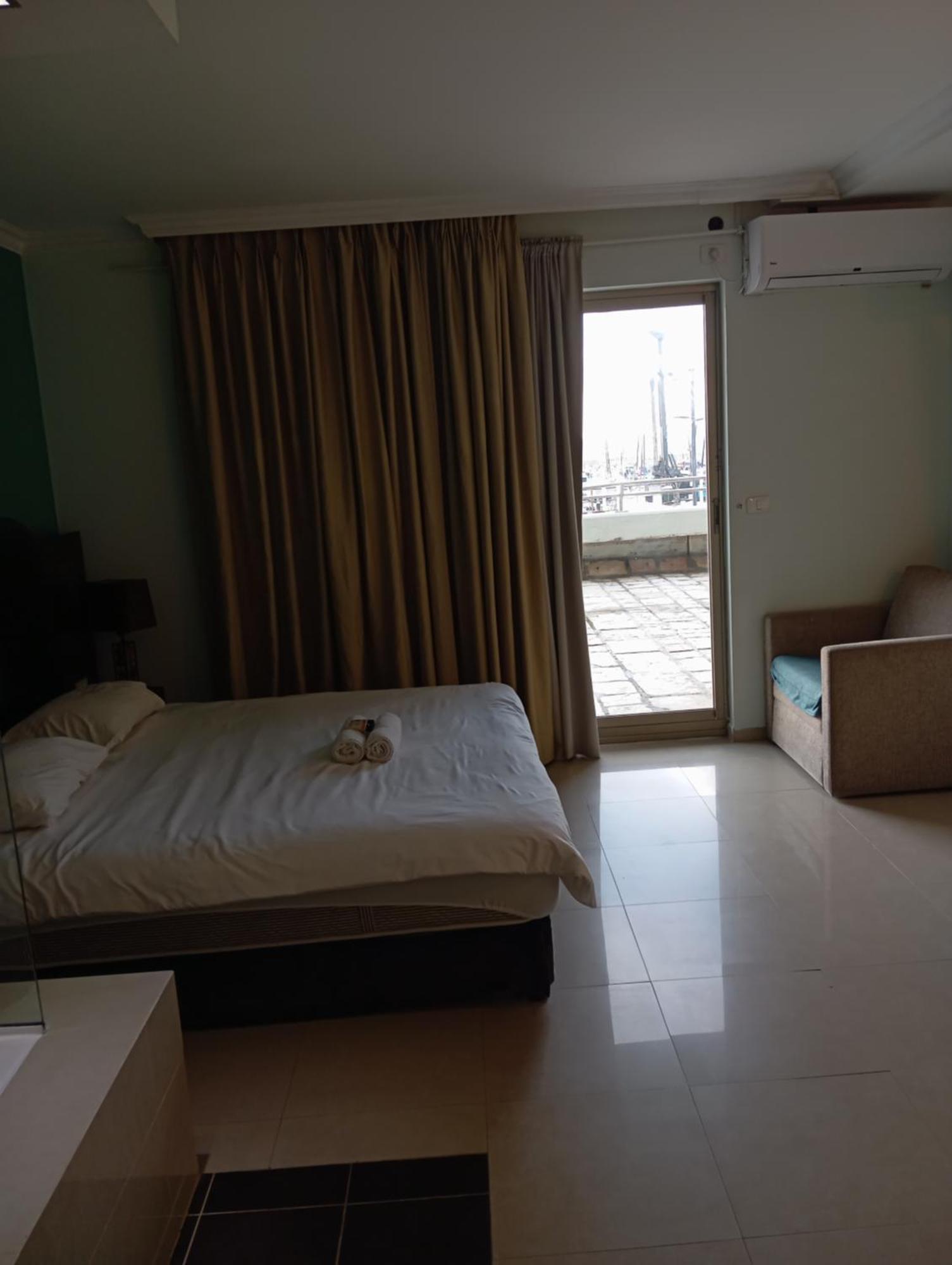 Marina Beach Hotel Tel Aviv Esterno foto